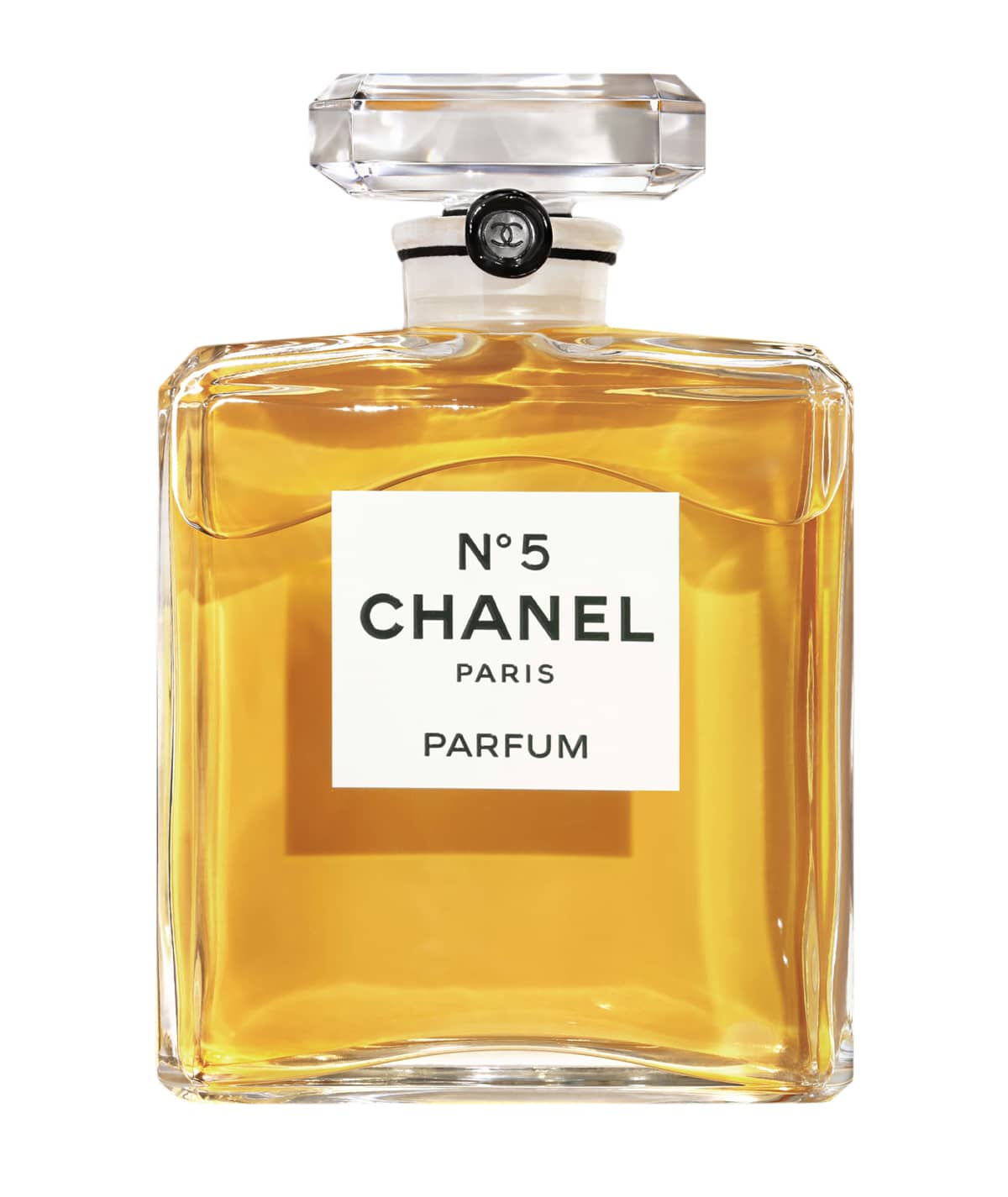 A Guide to The Best Perfumes For Older Ladies in 2025